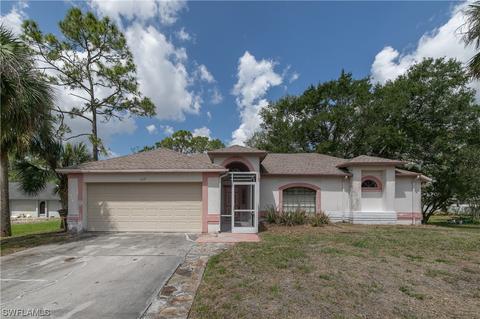 413 5th Ave, Lehigh Acres, FL 33972