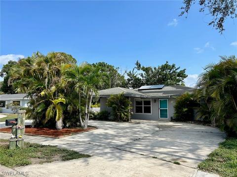 4562 Tennyson Dr, North Fort Myers, FL 33903