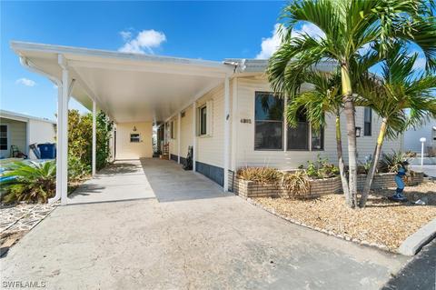 4681 Kahlua Ln, Bonita Springs, FL 34134