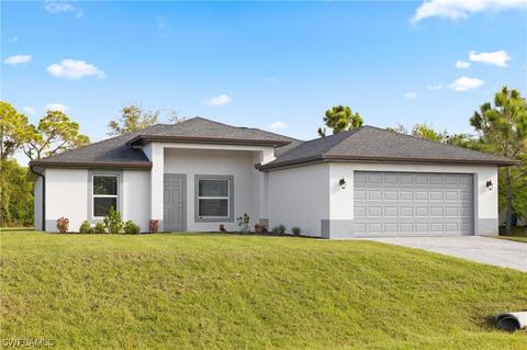 2122 NE 27th Ter, Cape Coral, FL 33909