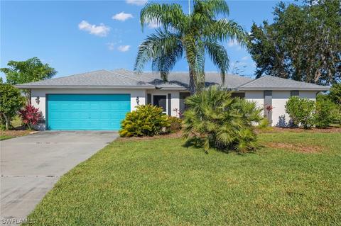 1529 Crestwood Cir W, Lehigh Acres, FL 33936