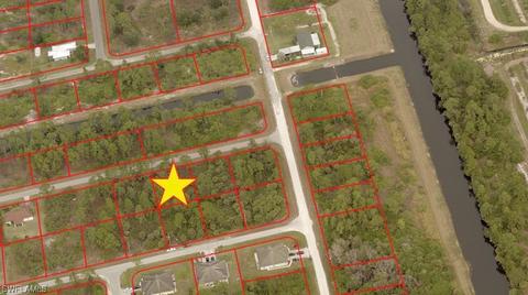1246 Cherry St E, Lehigh Acres, FL 33974