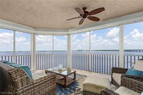 2104 W First St #601, Fort Myers, FL 33901