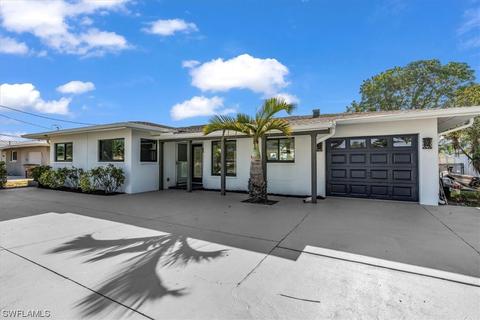 5329 Cocoa Ct, Cape Coral, FL 33904