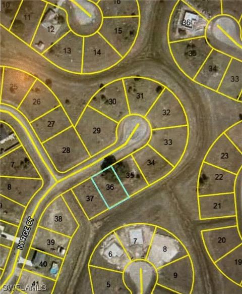 Norge Ct, Labelle, FL 33935