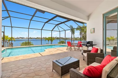 237 NW 11th Ter, Cape Coral, FL 33993