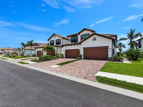 12020 Hawthorn Lake Dr #201, Fort Myers, FL 33913