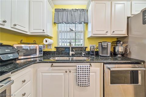 20220 Orange Tree Ln, Estero, FL 33928 photo 5