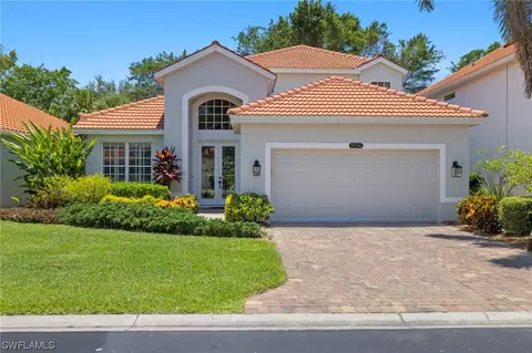 8796 Ventura Way, Naples, FL 34109