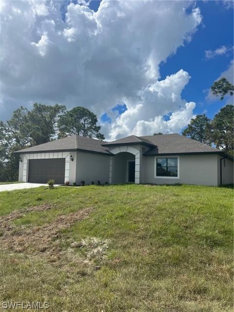 103 Sara Ave N, Lehigh Acres, FL 33971