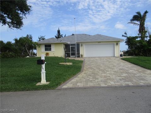 4472 Lake Heather Cir, Saint James City, FL 33956