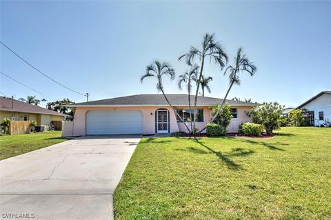 1027 SE 19th Pl, Cape Coral, FL 33990