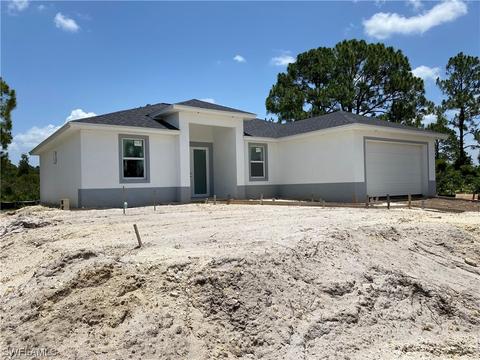 2001 Tena Ave N, Lehigh Acres, FL 33971