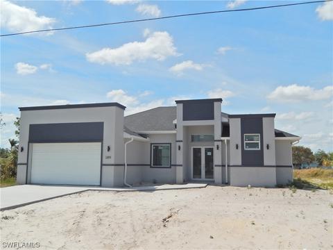 2819 Nancy Dr, Lehigh Acres, FL 33971