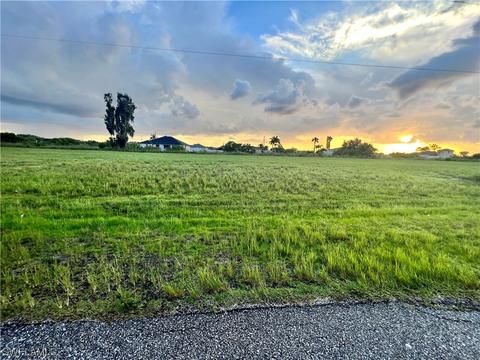 1106 NE 18th Ave, Cape Coral, FL 33909