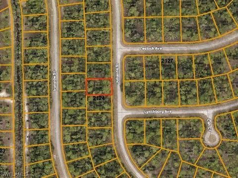 Julianna St, North Port, FL 34288