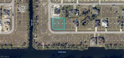 1725 NW 27th St, Cape Coral, FL 33993