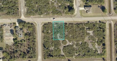 2909 59th St W, Lehigh Acres, FL 33971