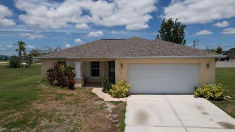 219 NW 14th Ter, Cape Coral, FL 33993