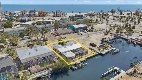 3051 Shell Mound Blvd, Fort Myers Beach, FL 33931