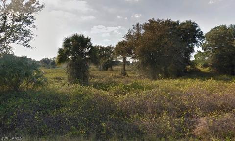 1421 Scott Ave, Lehigh Acres, FL 33972