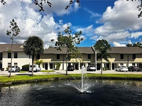 2135 Crystal Dr #29, Fort Myers, FL 33907