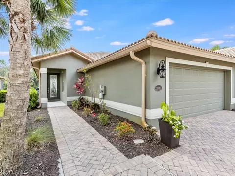20061 Serre Dr, Estero, FL 33928 photo 3