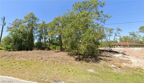 2428-2430 Millie Ave S, Lehigh Acres, FL 33973