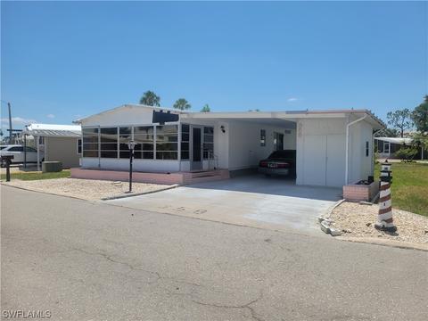 358 Nicklaus Blvd, North Fort Myers, FL 33903