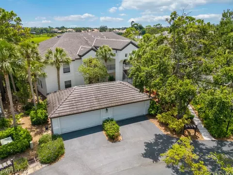 27153 Oakwood Lake Dr, Bonita Springs, FL 34134