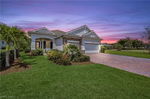 13749 Woodhaven Cir, Fort Myers, FL 33905