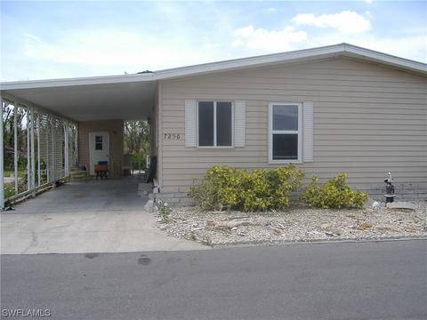 7256 Cobiac Dr, Saint James City, FL 33956