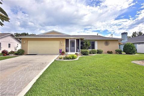 613 SE 35th Ter, Cape Coral, FL 33904