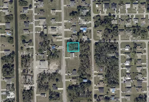904 Abrams Ab Blvd, Lehigh Acres, FL 33971