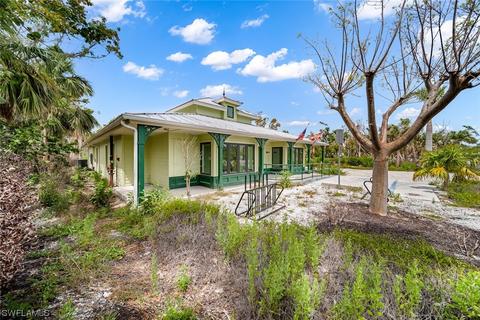 2422 Periwinkle Way, Sanibel, FL 33957