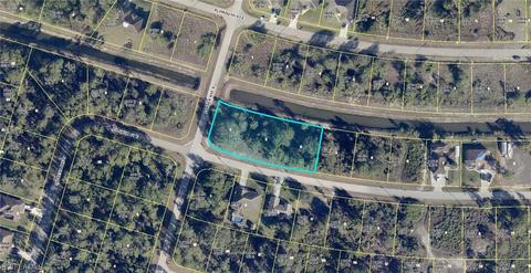 1021 Pilgrim St E, Lehigh Acres, FL 33974 photo 1