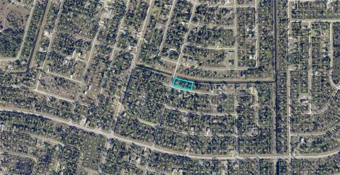 1021 Pilgrim St E, Lehigh Acres, FL 33974 photo 2