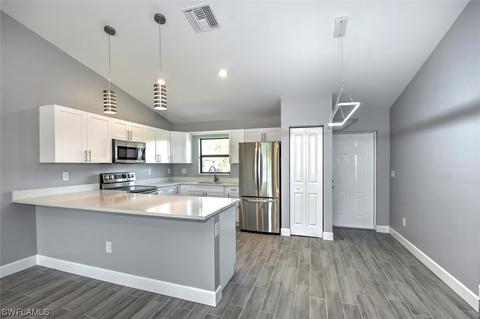 3053 S Beechwood Cir, Labelle, FL 33935 photo 4