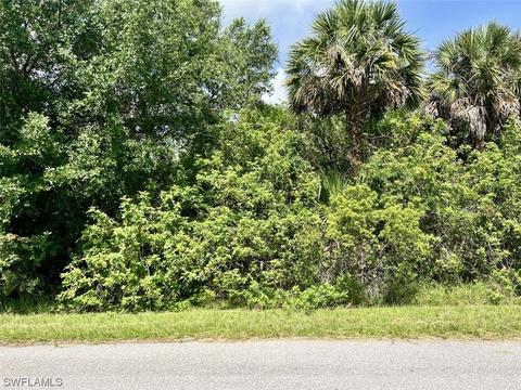 1176 Butterfield Dr, Port Charlotte, FL 33953