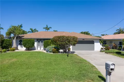 5320 SW 9 Pl, Cape Coral, FL 33914
