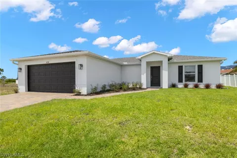 4128 NE 9th Ave, Cape Coral, FL 33909