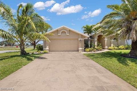 1107 SE 1st Ter, Cape Coral, FL 33990