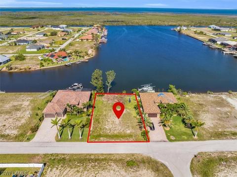 3240 NW 45th Pl, Cape Coral, FL 33993