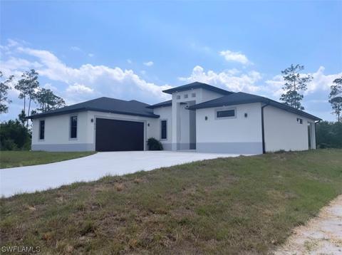 815 Calvin Ave, Lehigh Acres, FL 33972
