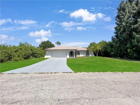 1020 Jefferson Ave, Lehigh Acres, FL 33936
