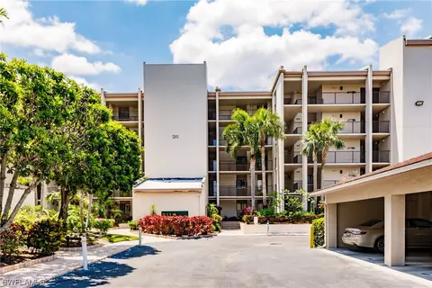 4120 Steamboat Bnd E #103, Fort Myers, FL 33919