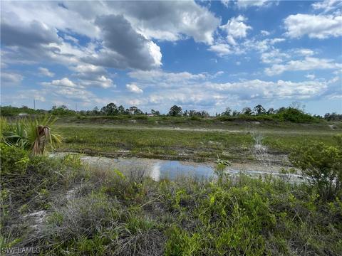 932 Ardmore St, Lehigh Acres, FL 33974