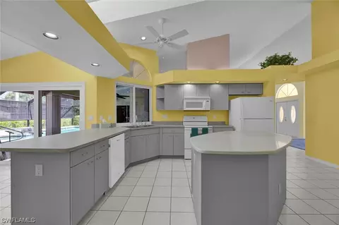 4993 Berkeley Dr, Naples, FL 34112 photo 22