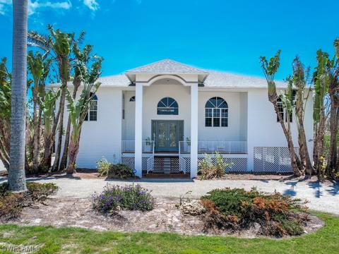 1724 Bunting Ln, Sanibel, FL 33957