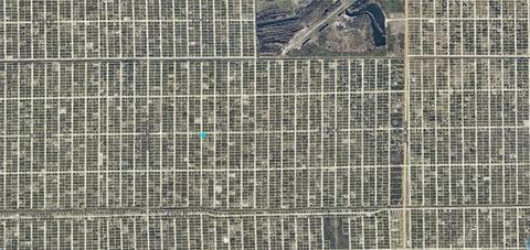 800 E 14th St, Lehigh Acres, FL 33972 photo 9